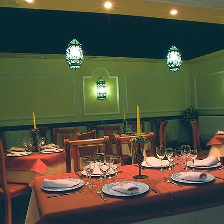 Hostal Macami Pedro Abad Екстериор снимка