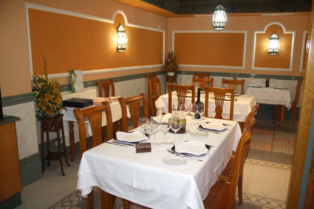 Hostal Macami Pedro Abad Екстериор снимка